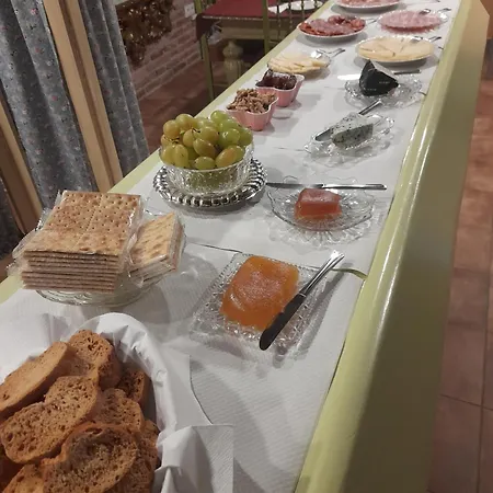 La Del Canario Bed & Breakfast *